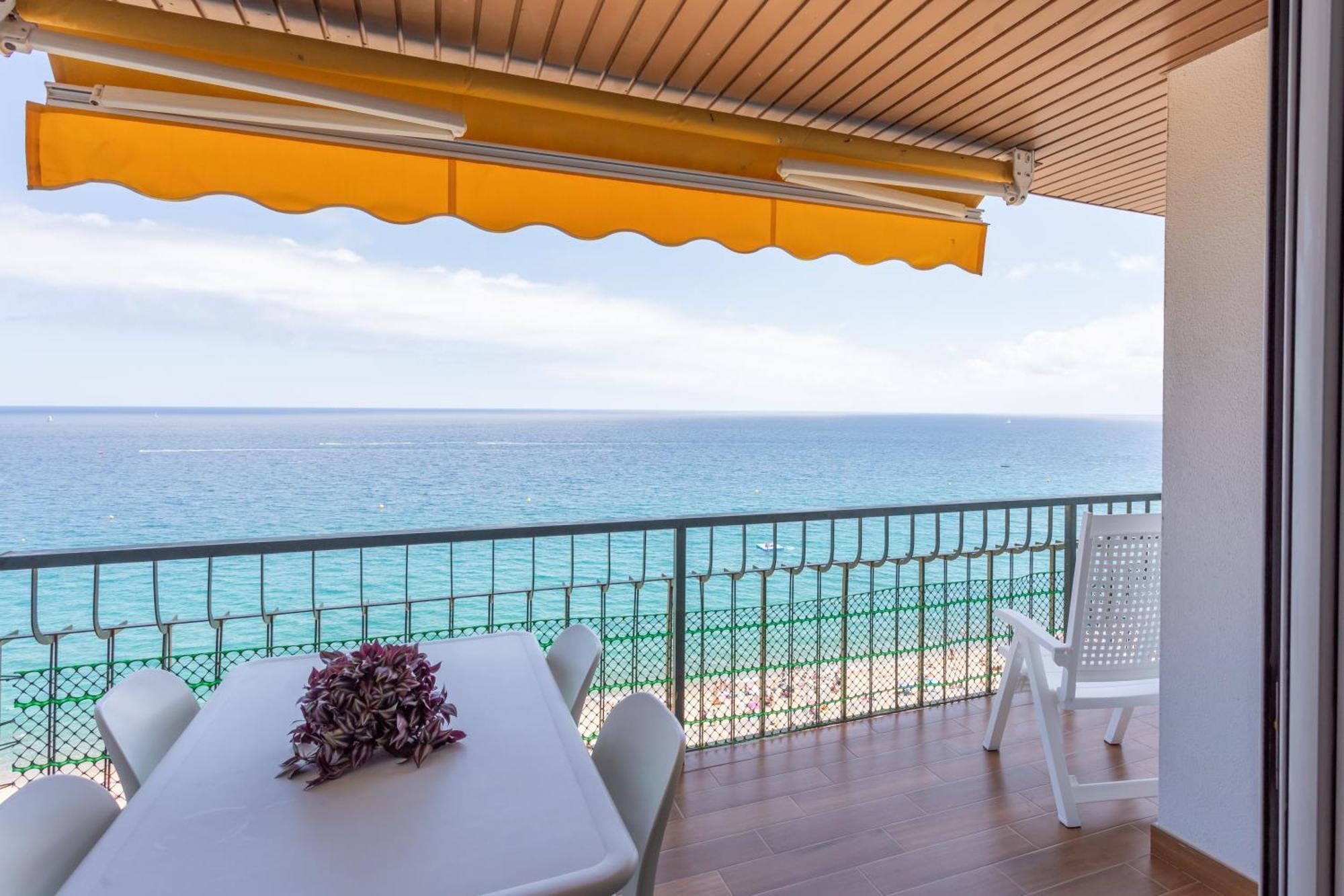 Apartament Pis Embaixador 1A Linea De Mar Platja d'Aro Zewnętrze zdjęcie